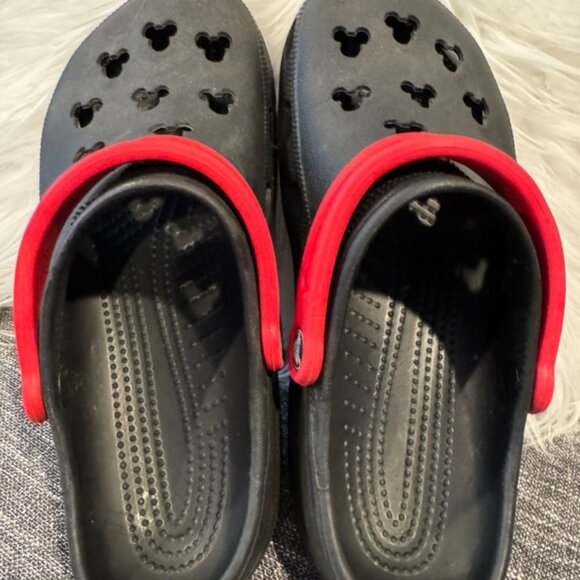 Disney Crocs Womens 10-11 Men 8-9 Unisex Black Red Mouse Shaped Holes - Picture 2 of 8